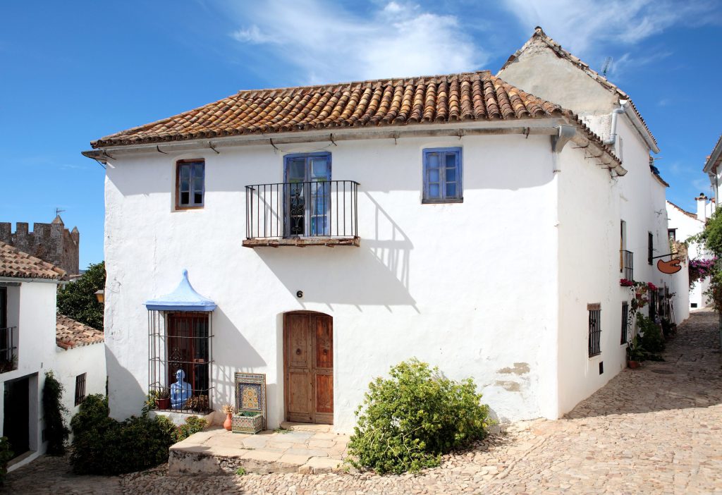 What Are the Benefits of Buying Homes in Spain Direct from Owners?